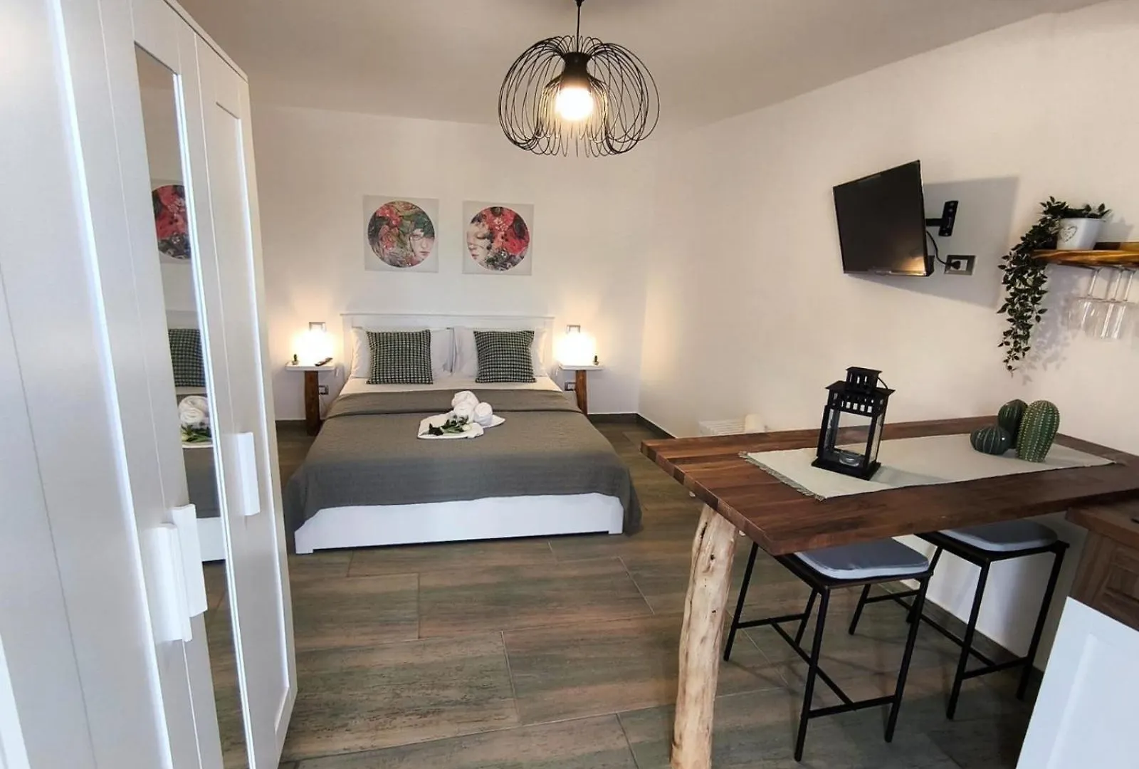 Casa Vacanze Green House Terrasini 0*,  Italy
