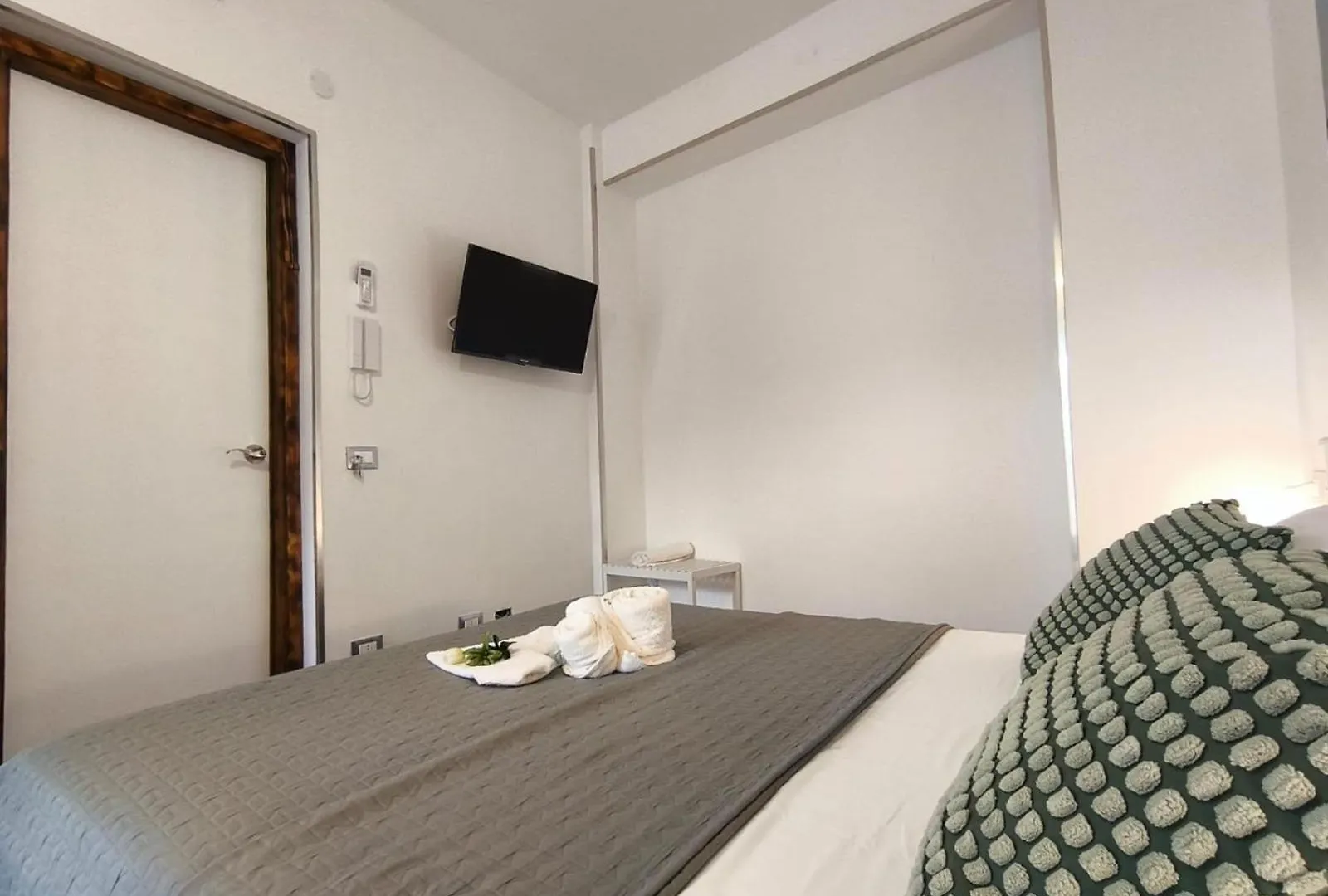 Casa Vacanze Green House Terrasini Apartment